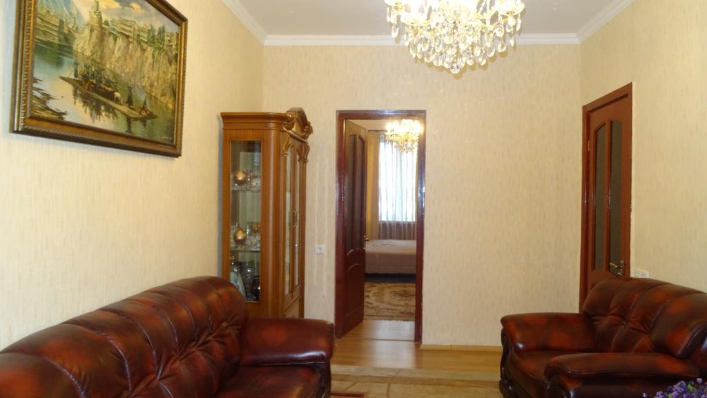 Apartment Vake-Saburtalo Tbilisi Ngoại thất bức ảnh