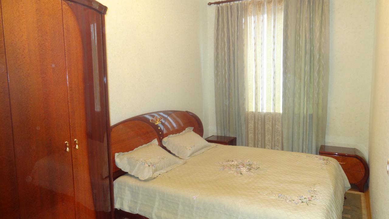 Apartment Vake-Saburtalo Tbilisi Ngoại thất bức ảnh