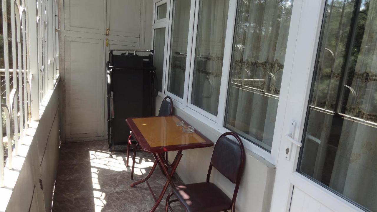 Apartment Vake-Saburtalo Tbilisi Ngoại thất bức ảnh